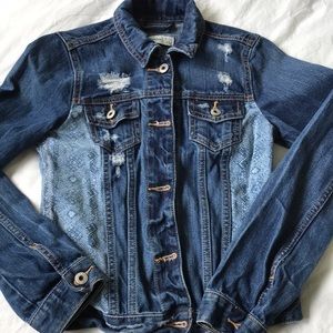 Abercrombie Girls- denim jacket w/designs